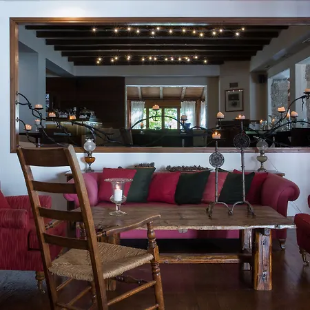 Country Club & Mikro Chorio (Central Greece)