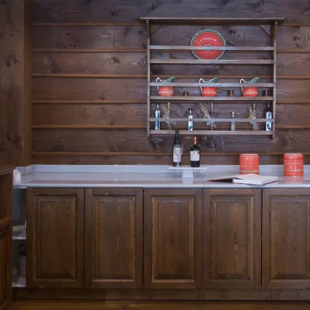 Country Club & فندق