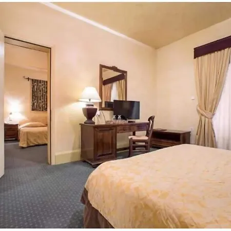 Country Club & Hotel 3*