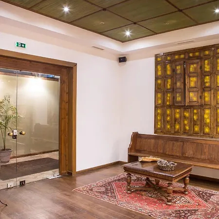 Hotel Country Club & Mikrón Khoríon