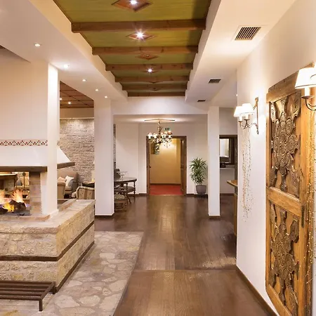 Country Club & Hotell 3*