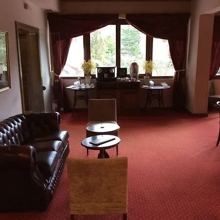 Hotell Country Club & Mikrón Khoríon