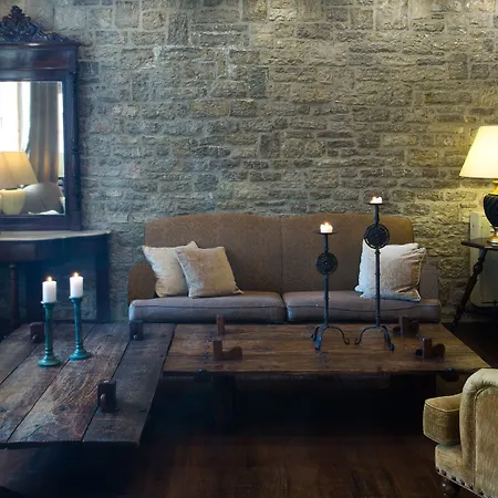 Country Club & Hotell 3*