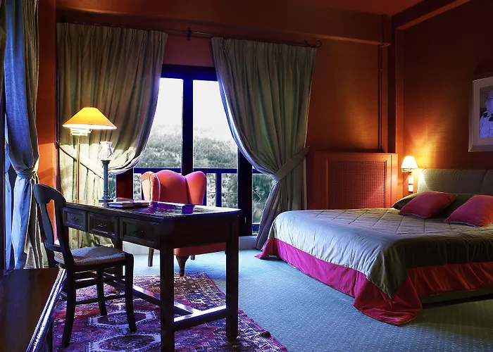 Country Club & Hotel Mikro Chorio (Central Greece)