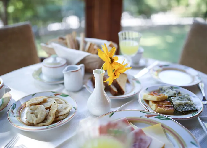 Country Club & Hotel 3*