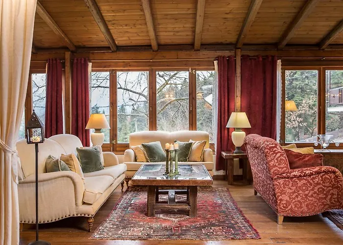 Hotel Country Club & Mikro Chorio (Central Greece)