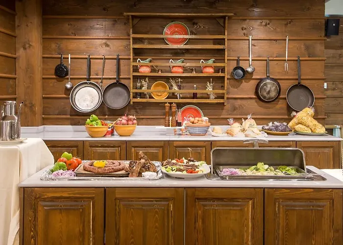 Country Club & Mikro Chorio (Central Greece)